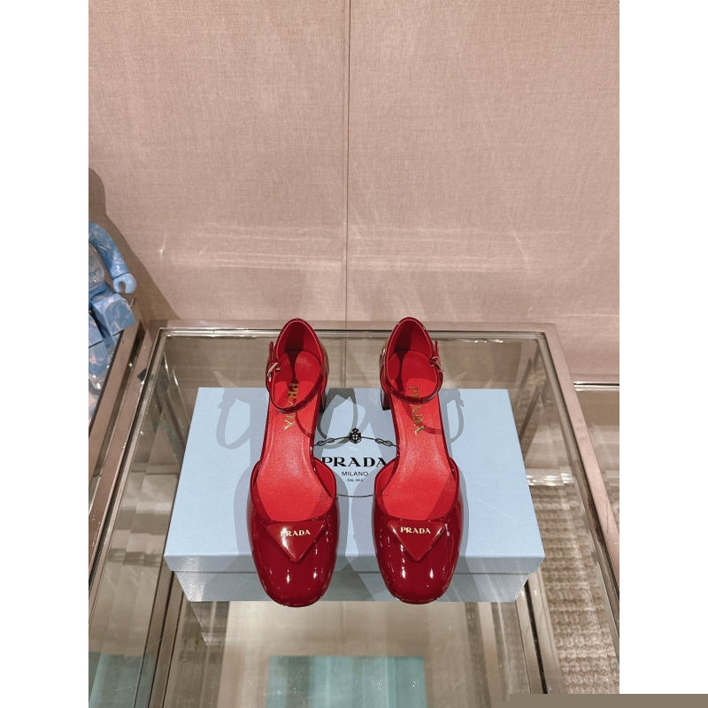 Pra*a high heels